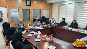 برگزاری جلسه نکوداشت و تقدیر از بانوان شاغل در مرکز فناوری اطلاعات و تحلیل داده دانشگاه