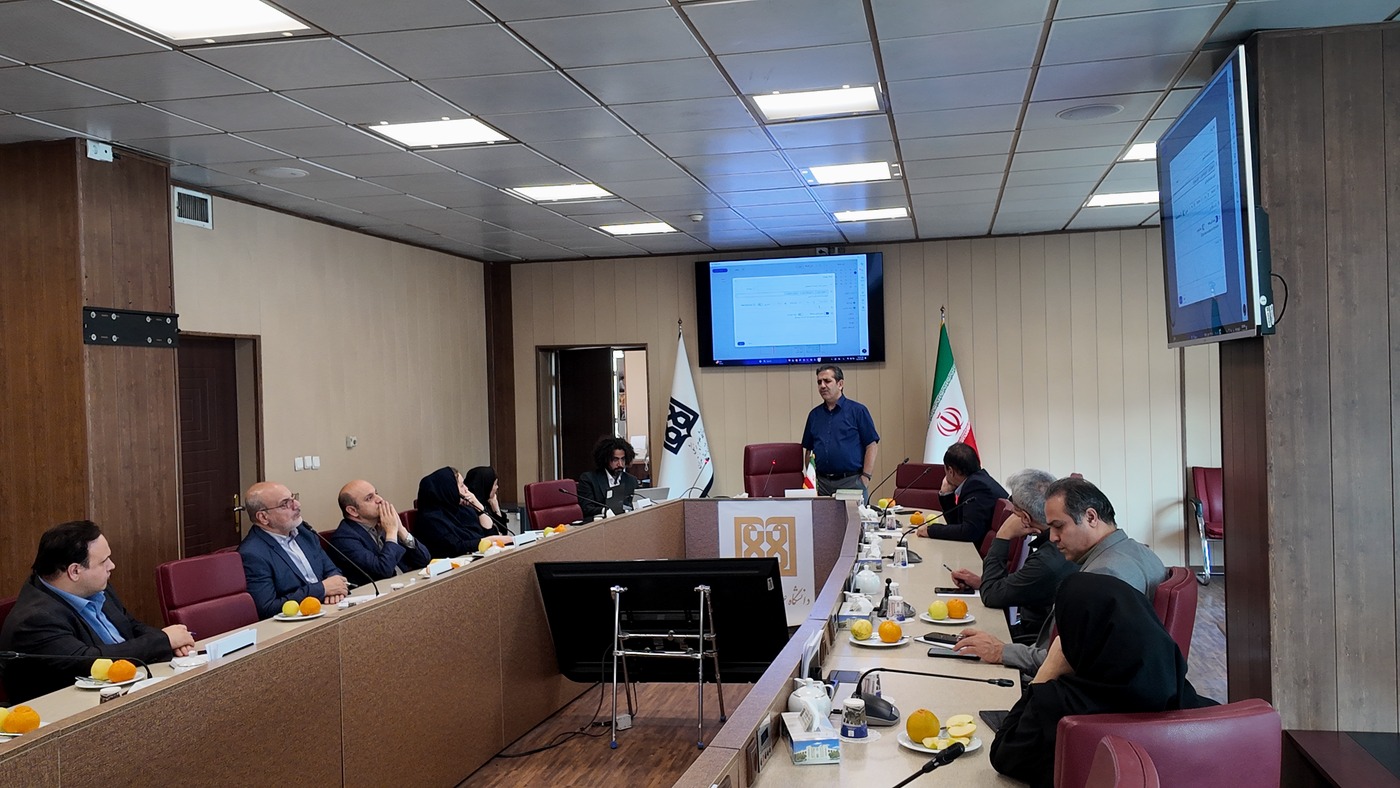 معرفی سامانه Nexus در دانشگاه علوم پزشکی تهران؛ تقویم کاری هوشمند و سوئیت همکاری با هوش مصنوعی Rosa