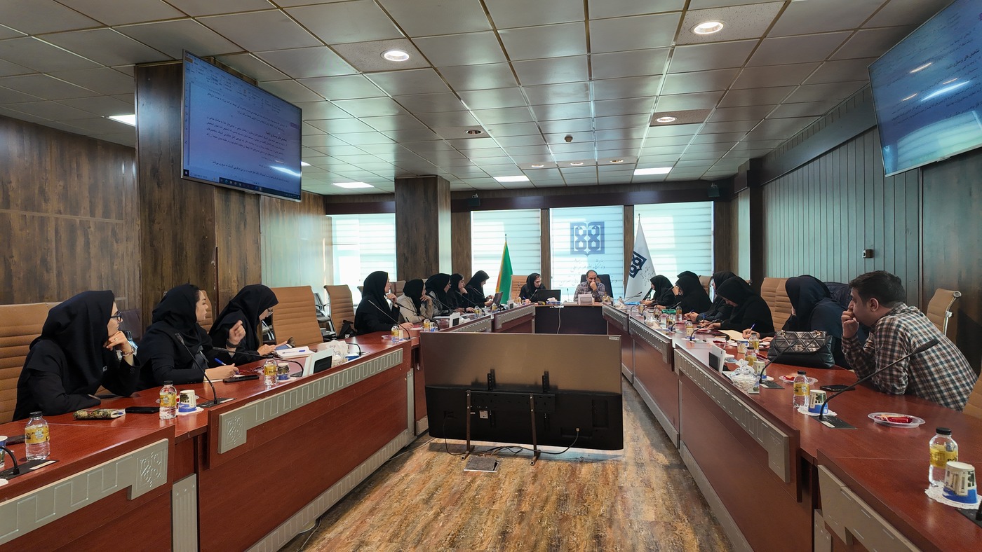 برگزاری جلسه بررسی روند اجرا و استانداردسازی فرم‌های الکترونیک پرستاری